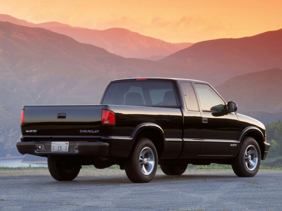  Chevrolet S-10 Extended Cab 1998 года  (фото 3 из 7)